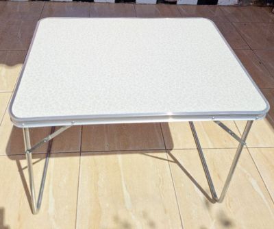  طاولة ألمنيوم قابلة للطي - المقاس المتوسط  